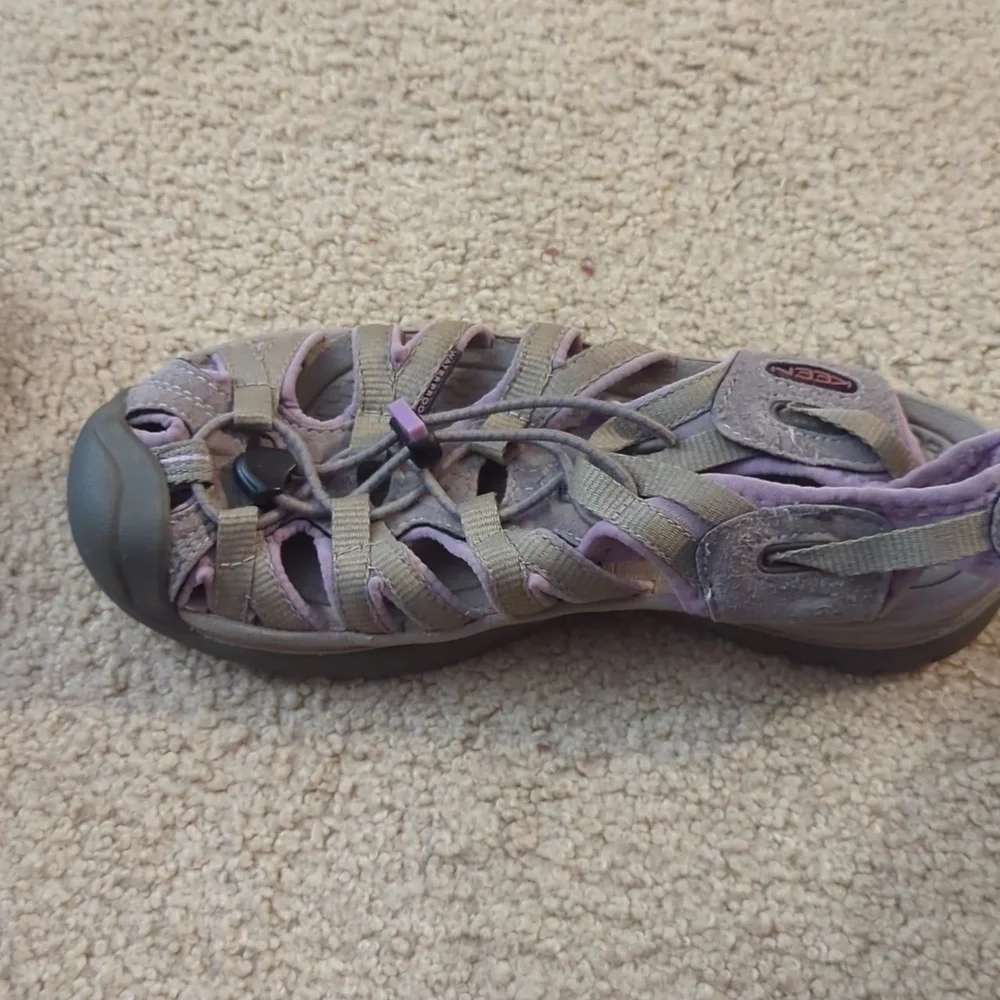 Keen Whisper Outdoor Sport Sandal Size US 7.5 Purple Waterproof Strappy - Picture 9 of 11
